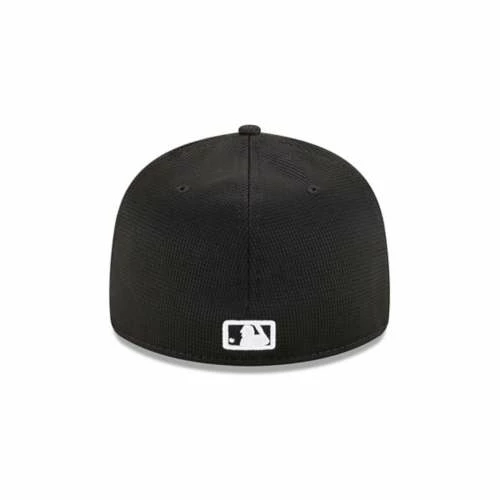 MLB Hats & Caps New Era Chicago Cubs 2022 Clubhouse Black & White Low Profile 59Fifty Fitted Hat 6 MLB Hats & Caps New Era Chicago Cubs 2022 Clubhouse Black & White Low Profile 59Fifty Fitted Hat - Image 4