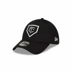 MLB Hats & Caps New Era Minnesota Twins 2022 Clubhouse Alternate Black & White 39Thirty Stretch Fit Hat