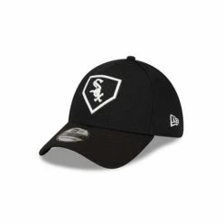 MLB Hats & Caps New Era Chicago White Sox 2022 Clubhouse Alternate 39Thirty Stretch Fit Hat